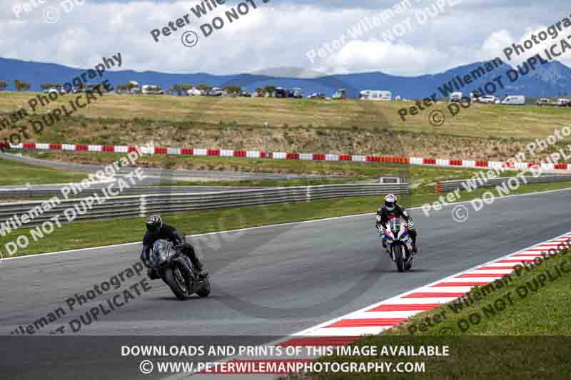 cadwell no limits trackday;cadwell park;cadwell park photographs;cadwell trackday photographs;enduro digital images;event digital images;eventdigitalimages;navarra;no limits trackdays;peter wileman photography;racing digital images;trackday digital images;trackday photos